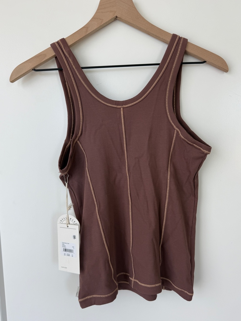 BNWT Vuori - Pose Seams Tank (Sable) - Picture 4 of 10